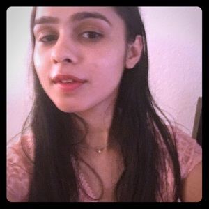 Meet your Posher, Lakshmi